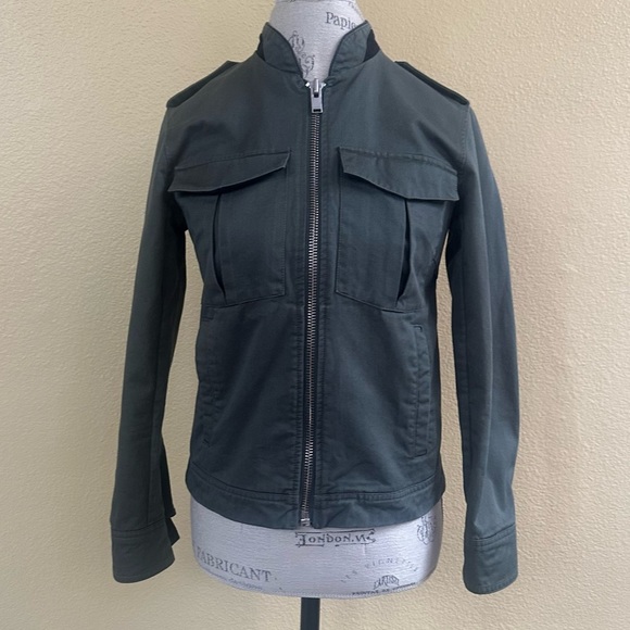 ZADIG & VOLTAIRE “Kavy”
Embellished Skull Military Jacket Extra Small New! - Picture 5 of 15